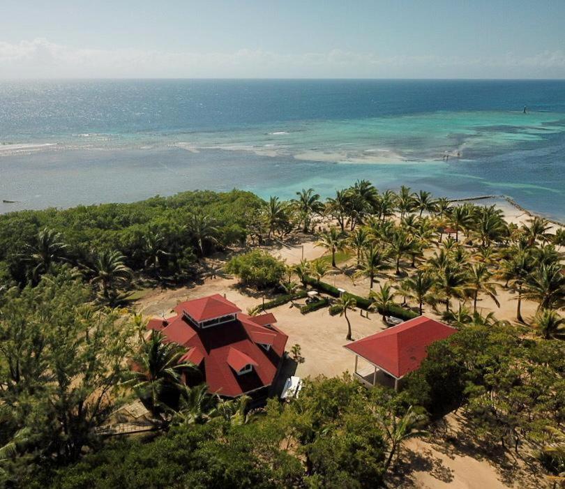 Sea Eye Hotel - Sunset Building Utila Exterior photo